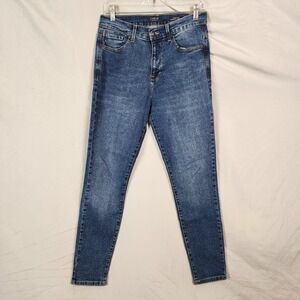 CURVE APPEAL Size 4 Casual Medium Wash Denim High Rise Essential Skinny Jeans